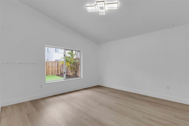 16333 SW 68th Ter, Miami, FL 33193