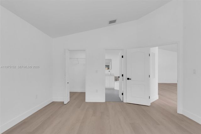 16333 SW 68th Ter, Miami, FL 33193