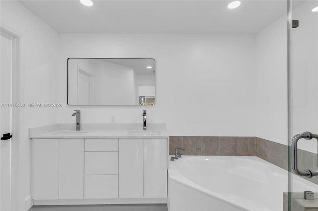 16333 SW 68th Ter, Miami, FL 33193