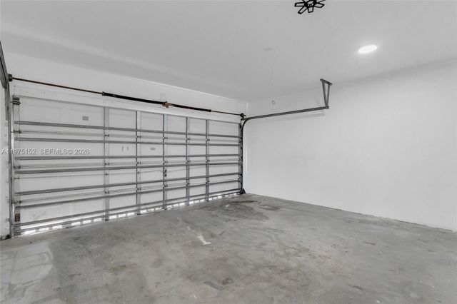 16333 SW 68th Ter, Miami, FL 33193