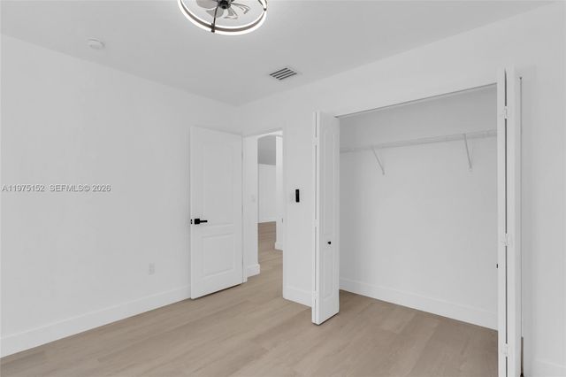 16333 SW 68th Ter, Miami, FL 33193