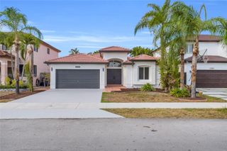 16333 SW 68th Ter, Miami, FL 33193