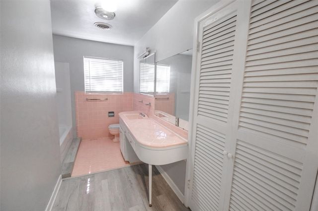 8301 Llano Avenue, Benbrook, TX 76116