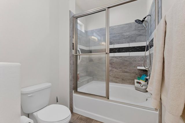 890 Fire Wheel Loop, Los Lunas, NM 87031