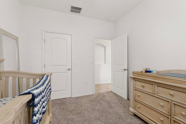 890 Fire Wheel Loop, Los Lunas, NM 87031