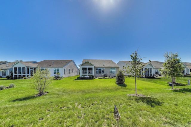 311 Bowing WAY, Lake Geneva, WI 53147
