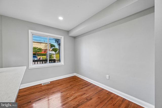 628 ROUNDVIEW RD, Baltimore, MD 21225