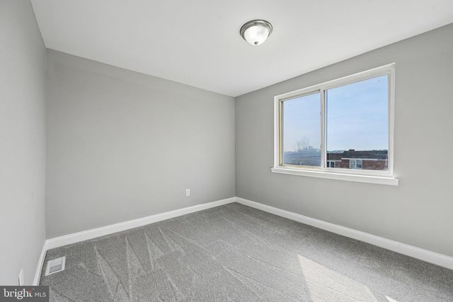 628 ROUNDVIEW RD, Baltimore, MD 21225
