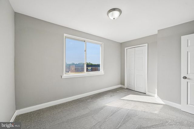 628 ROUNDVIEW RD, Baltimore, MD 21225