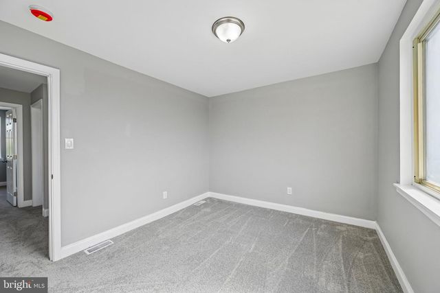 628 ROUNDVIEW RD, Baltimore, MD 21225