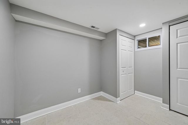 628 ROUNDVIEW RD, Baltimore, MD 21225