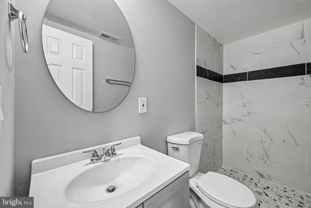 628 ROUNDVIEW RD, Baltimore, MD 21225