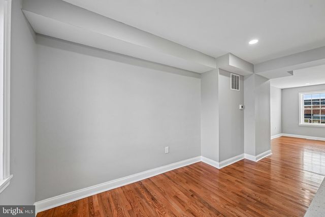 628 ROUNDVIEW RD, Baltimore, MD 21225