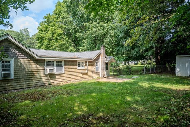 20 Bryant St, Dartmouth, MA 02747
