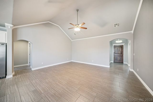 1006 W Missouri Avenue, Claremore, OK 74019