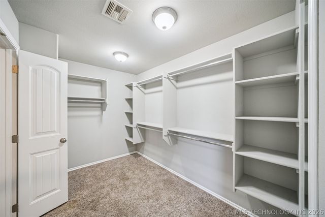 1006 W Missouri Avenue, Claremore, OK 74019