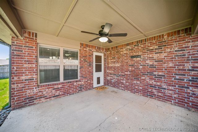 1006 W Missouri Avenue, Claremore, OK 74019