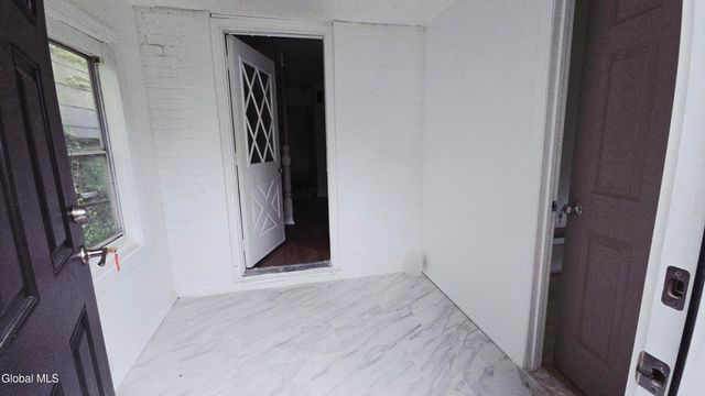 423 3rd Street, Albany, NY 12206