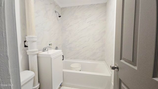 423 3rd Street, Albany, NY 12206