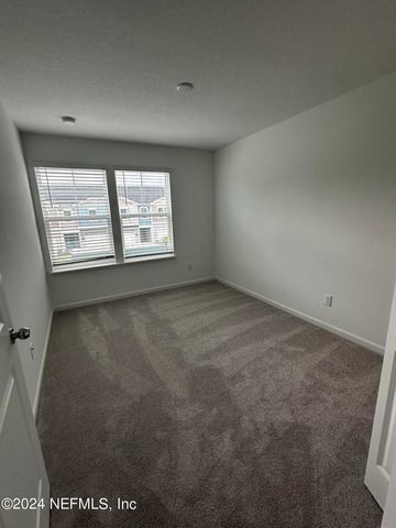 4301 LEEWARD BREEZE Loop, Middleburg, FL 32068