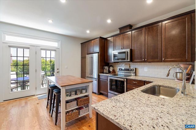 1020 OLD TRAIL DR, Crozet, VA 22932
