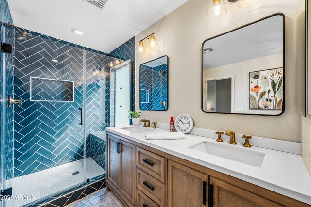 12734 W CHEERY LYNN Road, Avondale, AZ 85392