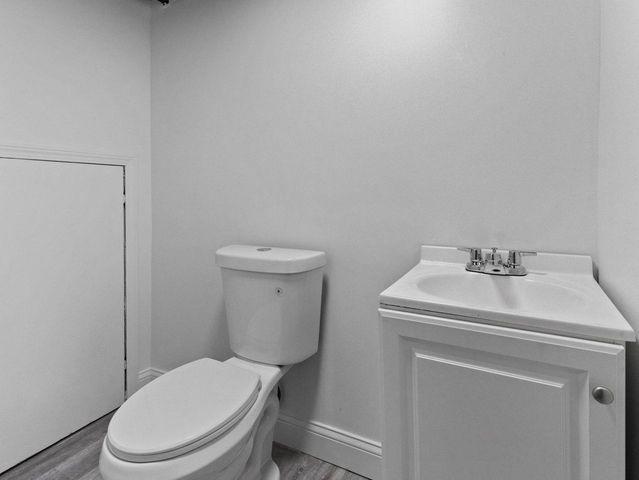 7018 W Hampton AVENUE, Milwaukee, WI 53218