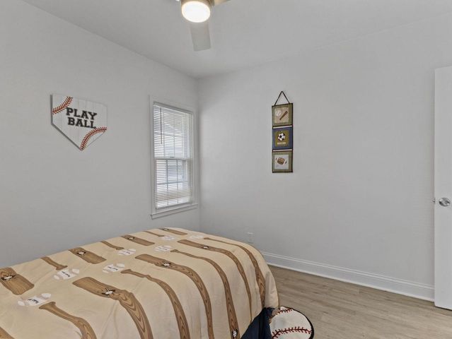 7018 W Hampton AVENUE, Milwaukee, WI 53218