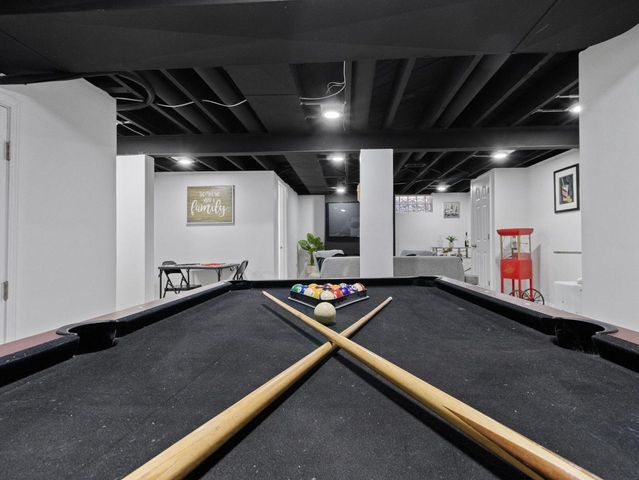 7018 W Hampton AVENUE, Milwaukee, WI 53218