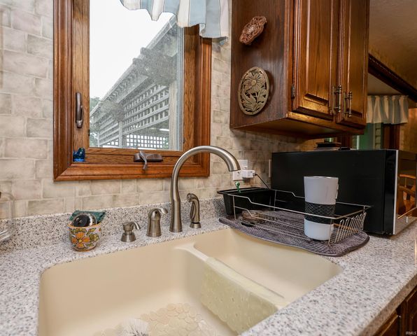 705 Valdosta Drive, Fort Wayne, IN 46825