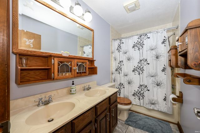705 Valdosta Drive, Fort Wayne, IN 46825