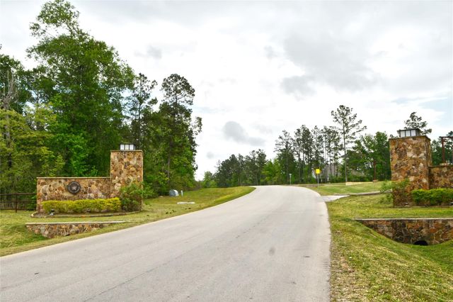 15812 Wood Grove Way, Willis, TX 77378