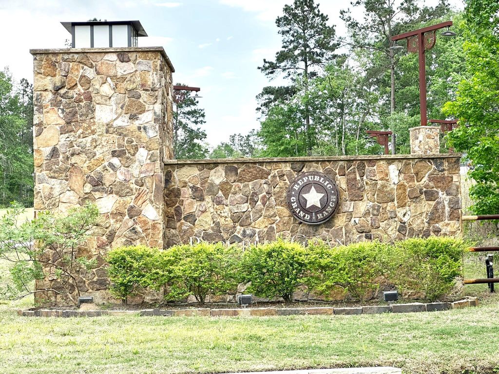 15812 Wood Grove Way, Willis, TX 77378