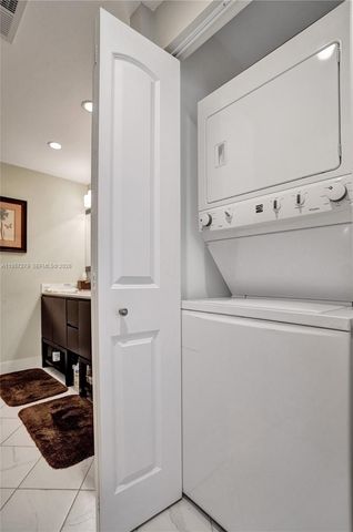 1301 E Hillsboro Blvd 307, Deerfield Beach, FL 33441