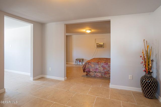 3810 CLIFTON Avenue, El Paso, TX 79903