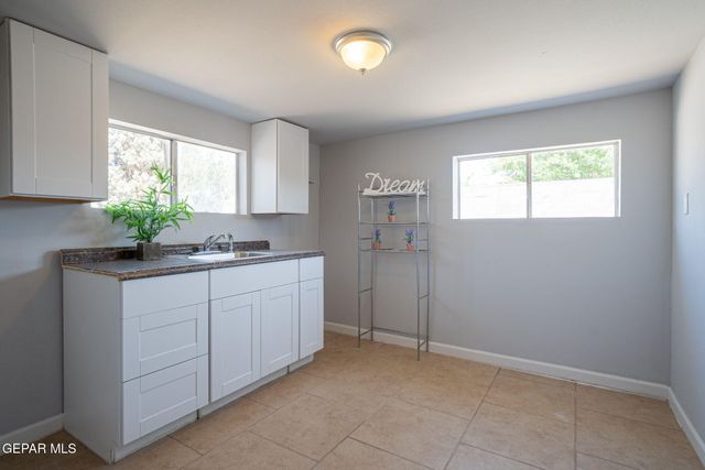 3810 CLIFTON Avenue, El Paso, TX 79903