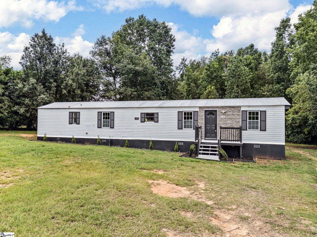 109 K And M Farm Road, Belton, SC 29627