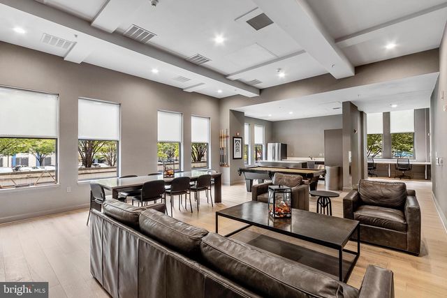 7 N CALVERT ST #2BR, Baltimore, MD 21202