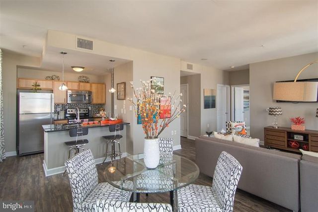 7 N CALVERT ST #2BR, Baltimore, MD 21202