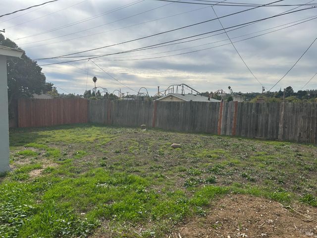 243 Sage St, Vallejo, CA 94589