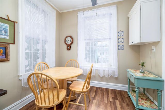 12 Hamilton Place B6, Garden City, NY 11530