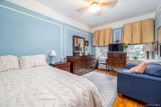 12 Hamilton Place B6, Garden City, NY 11530