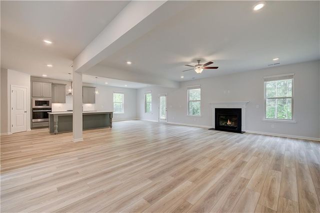 112 Haverling Pass, Hampton, GA 30228