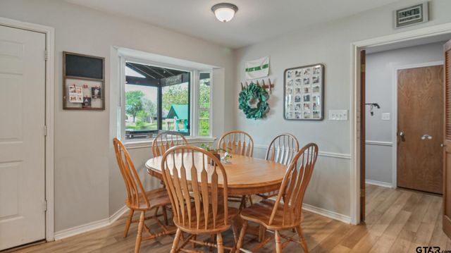 210 Pat Dr, Mineola, TX 75773