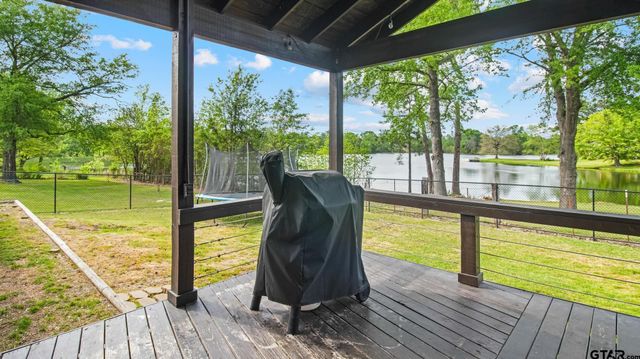 210 Pat Dr, Mineola, TX 75773