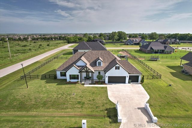 7103 E 139th Street, Collinsville, OK 74021