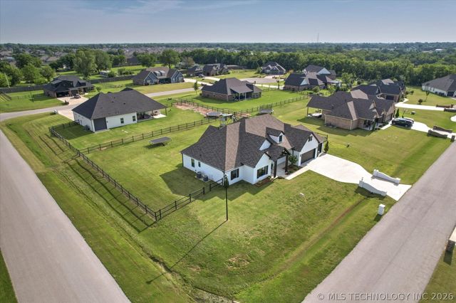 7103 E 139th Street, Collinsville, OK 74021