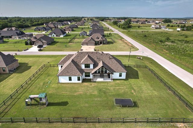 7103 E 139th Street, Collinsville, OK 74021