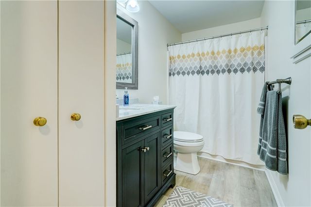 1234 The Grove, Victor, NY 14564