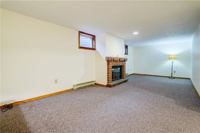 1234 The Grove, Victor, NY 14564